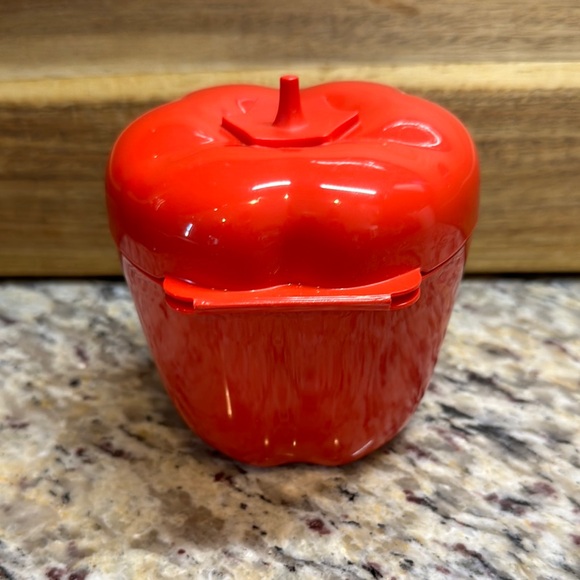 Tupperware Red Pepper Container - Picture 2 of 3